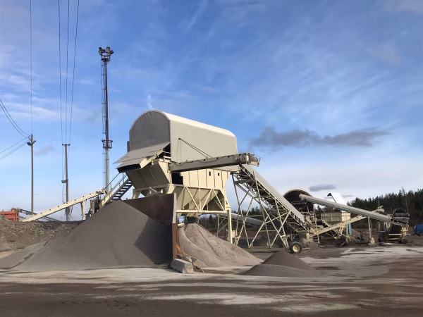 KKiinteä murskauskalusto